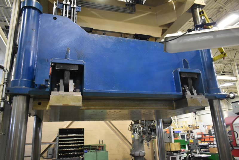 MACRODYNE 4 post hydraulic spotting press
